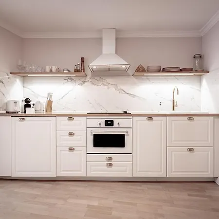 Boutique Charme Apartments-3